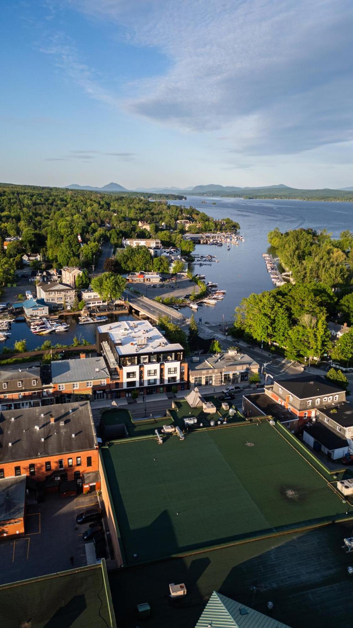 Hotel - Experience - Quartier Des Marinas Magog Eksteriør bilde